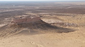 фото Древние крепости пустыни Кызылкум