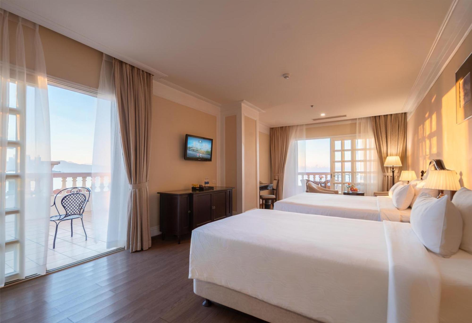 Sunrise Nha Trang Beach Hotel & Spa, фото 4
