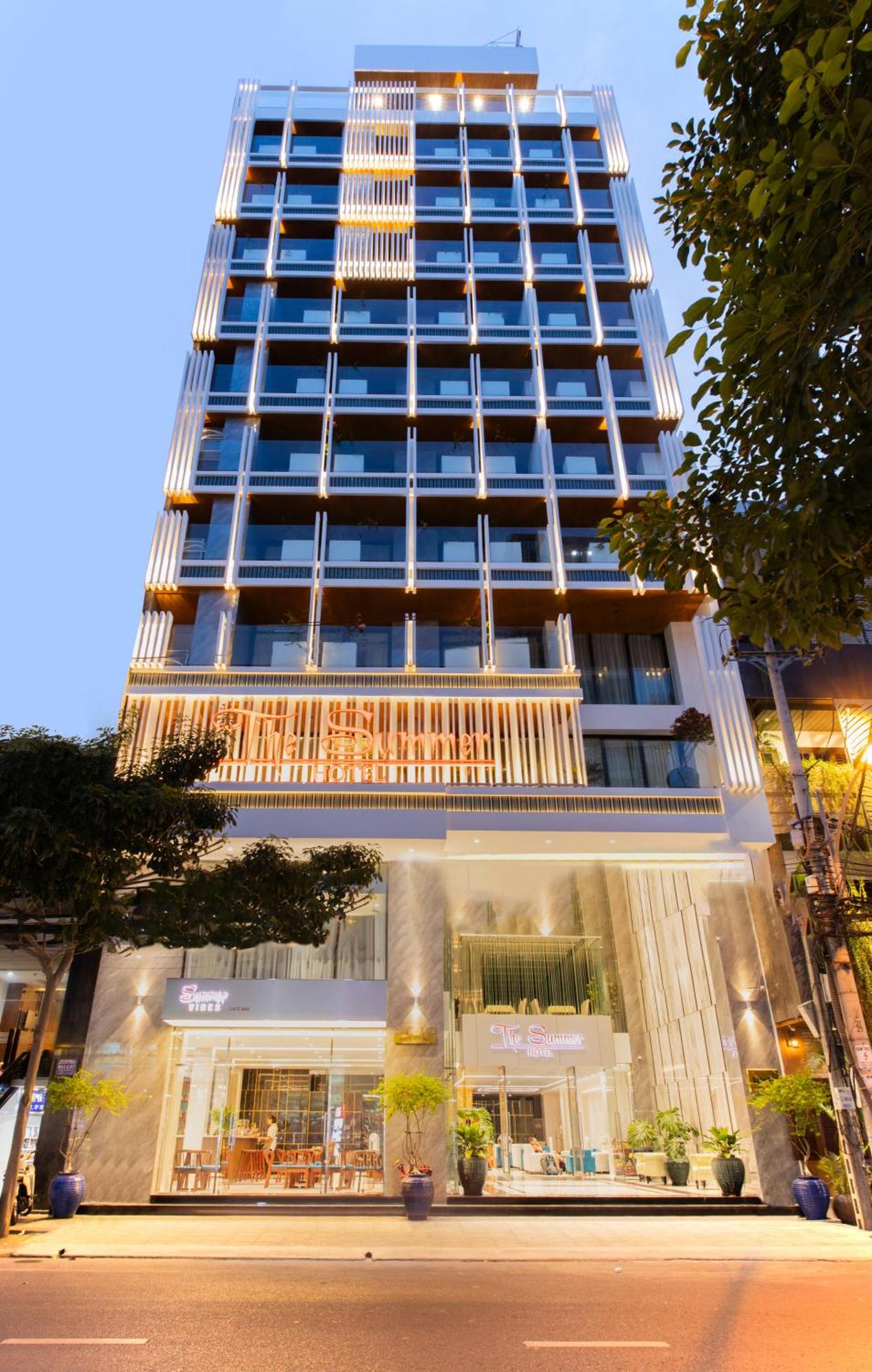 The Summer Hotel, фото 2